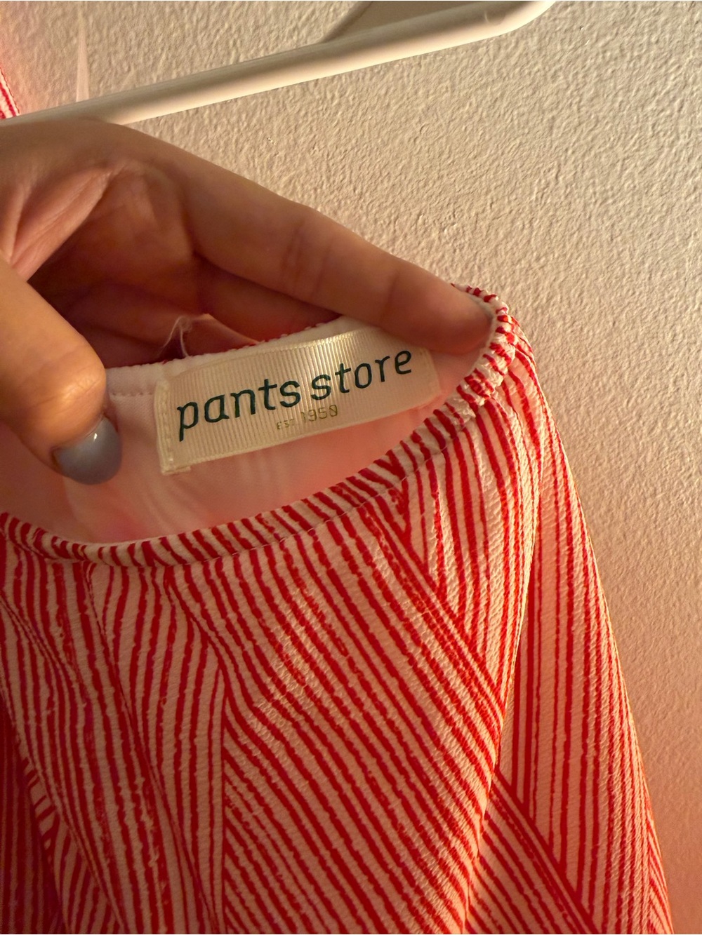 Backless Halter Mini Dress in Red Stripe Pattern Size M - Picture 3 of 4